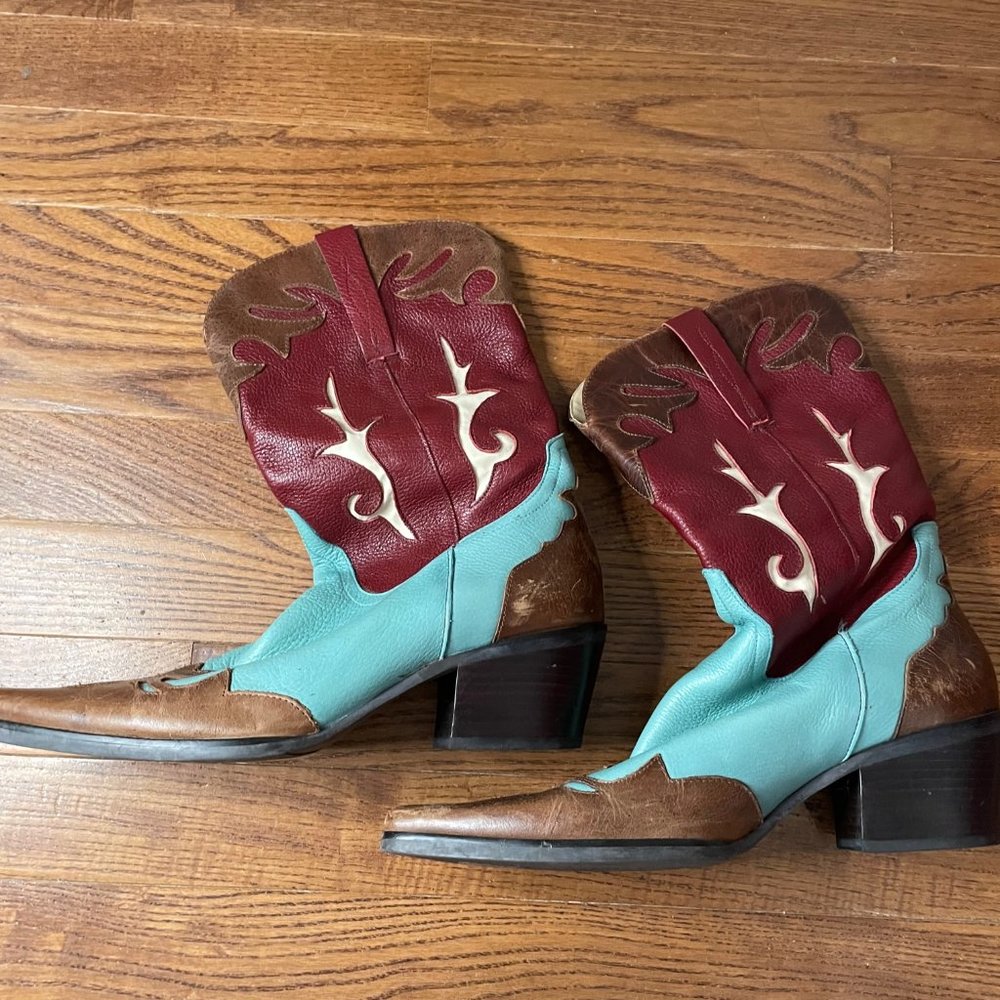 Multicolor cowboy boots